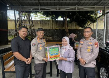 Kapolda Bengkulu Bagikan Parcel Hari Raya Idul Fitri 1447H kepada Insan Pers Provinsi Bengkulu