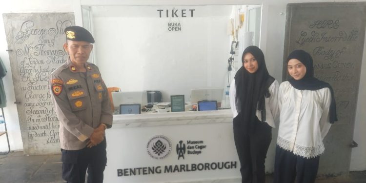Ciptakan Situasi Kondusif Nataru, Polri Gelar Pengamanan di Objek Wisata Benteng Marlborough