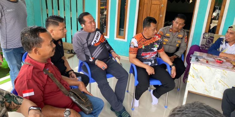 Dansat Brimob Polda Bengkulu Cek Jalur Off Road di Desa Durian Amparan