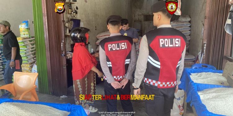 Patroli Ditsamapta Polda Bengkulu Hadir di Pasar Panorama, Ciptakan Rasa Aman dan Nyaman bagi Masyarakat