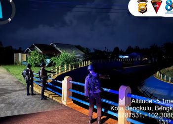 Patroli Malam, Personel Brimob Polda Bengkulu Jaga Kamtibmas Tetap Kondusif