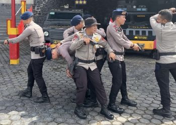 Detasemen Gegana Satbrimob Polda Bengkulu Asah Kemampuan Melalui Latihan VIP Protection
