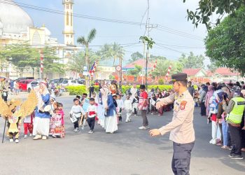 Polres Kepahiang Amankan Lomba Drumband Pelajar, Semarak HUT ke-81 RI Berlangsung Meriah