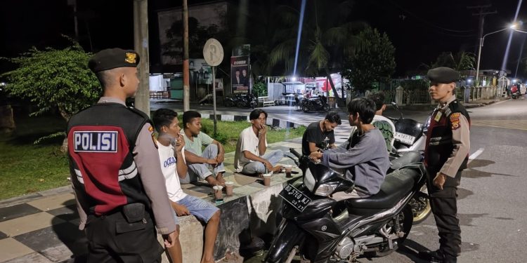 Ciptakan Kamtibmas Yang Aman Jajaran Polres Mukomuko Laksanakan Patroli