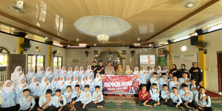 Sosialiasi Penanggulangan Radikalisme dan intoleransi di SMP Negeri 14 Kota Bengkulu