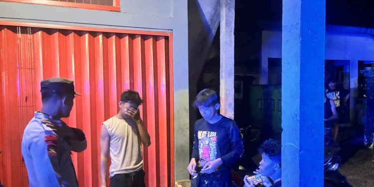 Polsek Jajaran Polres Mukomuko Intensifkan Patroli Dialogis untuk Menjaga Keamanan dan Ketertiban Masyarakat