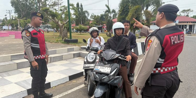 Sat Samapta Polres Mukomuko Gencarkan Patroli Humanis untuk Menjaga Kondusivitas Wilayah