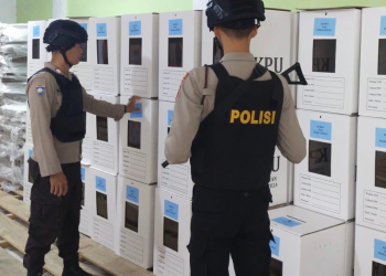 Polres Mukomuko Terus Perketat Pam Di Gudang Logistik KPU kabupaten Mukomuko