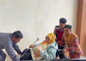 Polda Bengkulu Peduli Lansia Yang melaksanakan ibadah haji