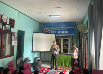 Operasi zebra Nala Satlantas Polres Mukomuko sambangi Sekolah