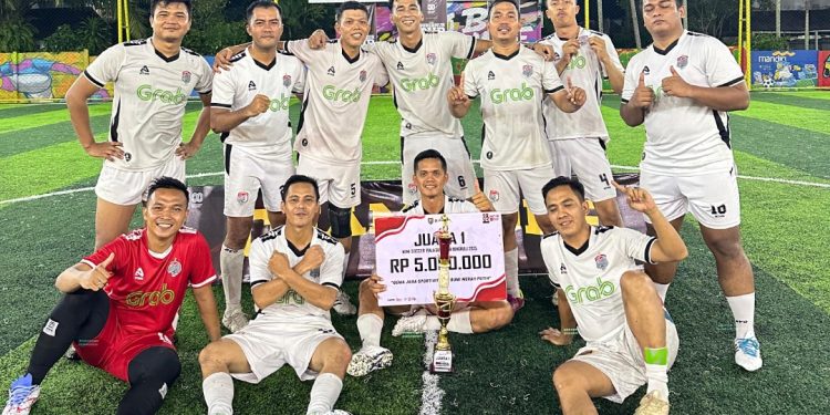 Tim PIB FC Polda Bengkulu Raih Juara Turnamen Minisoccer Piala Bergilir Gubernur Bengkulu 2025