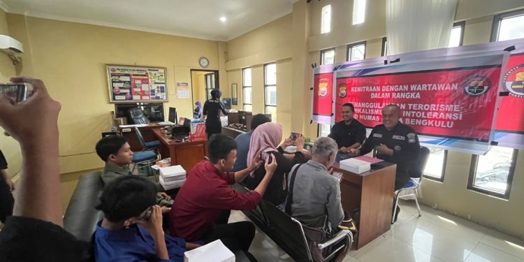 Bidhumas Polda Bengkulu dan Insan Pers Bersatu Perkuat Upaya Cegah Radikalisme dan Terorisme