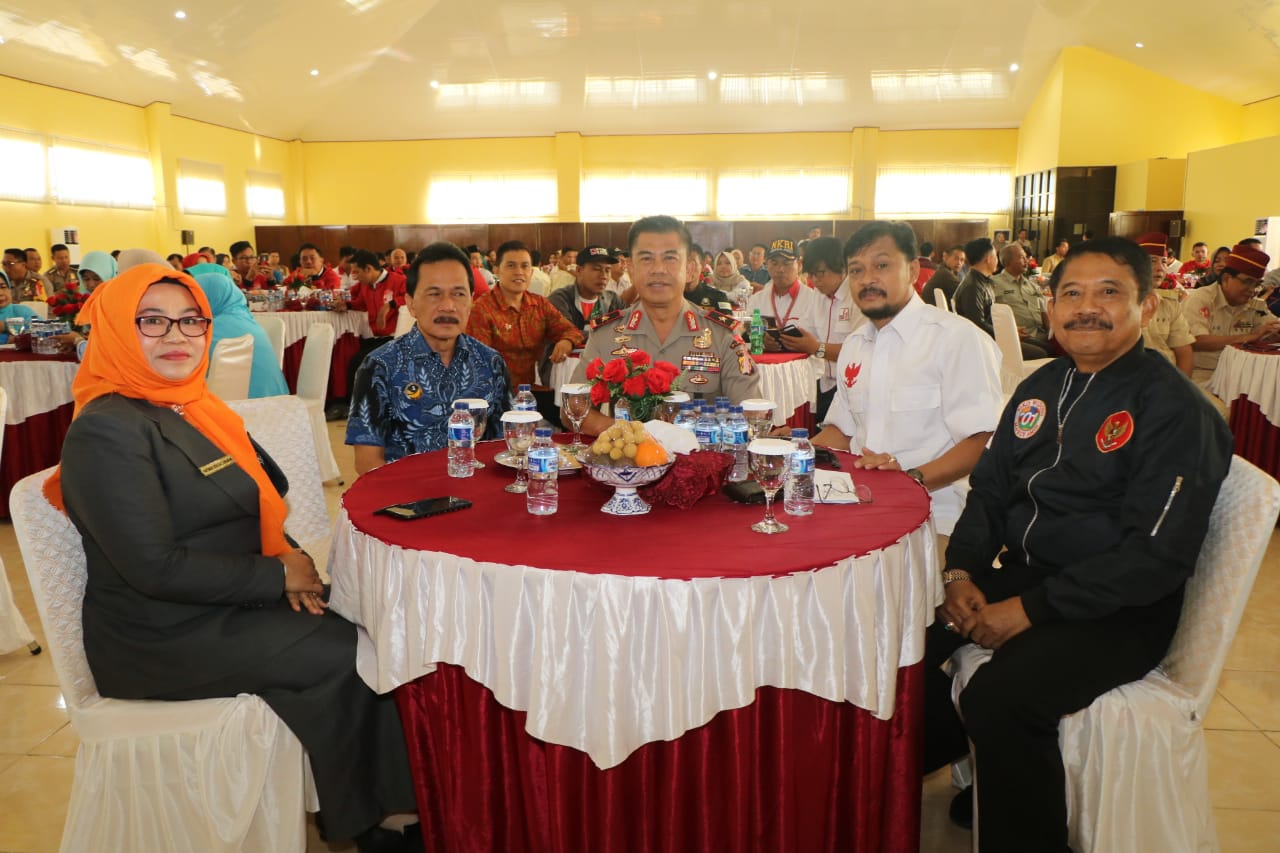 FOTO: Polda Bengkulu Wadahi Silaturahmi Tim Pemenangan Capres-Cawapres dan Berbagai Elemen Masyarakat