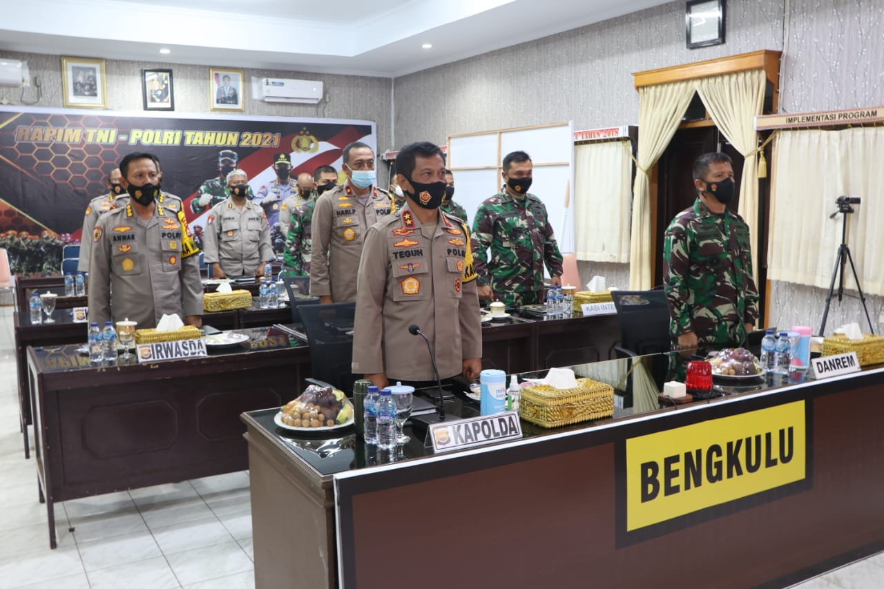 Secara Virtual, Kapolda Bengkulu dan Danrem 041/GAMAS Ikuti Rapim TNI-Polri