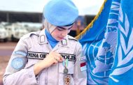 Sambut Hari Jadi Polwan Ke-74, Briptu Nina Polda Bengkulu Persembahkan Medali United Nations dari PBB