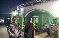 Personel Polsek Lebong Selatan Laksanakan Pengamanan Ibadah Salat Tarawih di Masjid Al Hidayah
