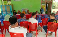 Bhabinkamtibmas Polsek Lebong Tengah Hadiri Musdes di Desa Ujung Tanjung III