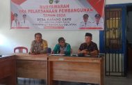 Bhabinkamtibmas Polsek Pino Raya Awasi Persiapan Pembangunan Desa Karang Caya 2024