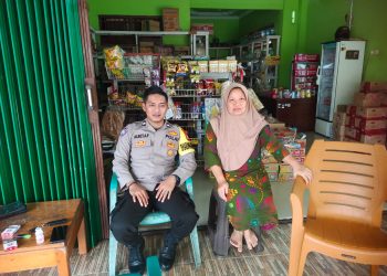 Bhabinkamtibmas Pantau Harga BBM Eceran dan Sembako di Bengkulu Selatan