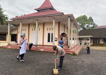 Polsek PU. Tanding Gelar Kerja Bakti/Kurve Menyambut HUT Bhayangkara ke-78
