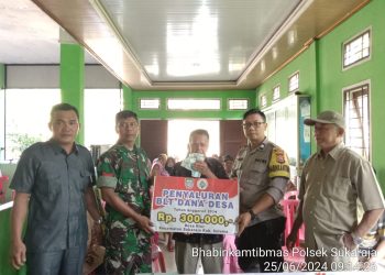 Bhabinkamtibmas Monitoring Penyaluran BLT DD di Desa Niur