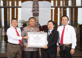 Berkinerja gemilang, Polda Riau terima Presisi Award dari Lemkapi