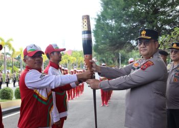 298 Atlet dan Official Polri Memeriahkan PON XXI, Ketua Harian Komite Olahraga Polri : Cetak SDM Polri Unggul melalui Olahraga