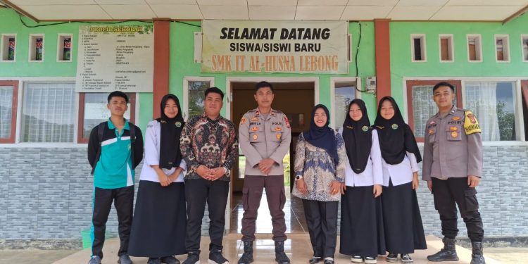 Polsek Rimbo Pengadang Gelar Jumat Curhat di SMK IT Al Husna