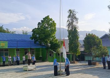 Kanit Binmas Polsek Lebong Utara Lakukan Pembinaan Terhadap Pelajar SMK 6 Muhammadiyah