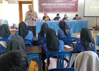 Kapolsek Lebong Selatan Jadi Narasumber Sosialisasi Pendidikan Pemilih bagi Pemilih Pemula