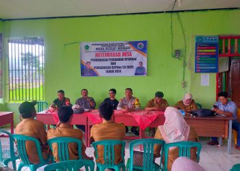 Bhabinkamtibmas Polsek Lebong Utara Hadiri Musyawarah RKPDes di Desa Sukau Mergo