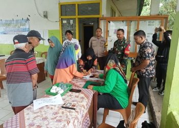 Tingkatkan Koordinasi Kamtibmas,  Bhabinkamtibmas Polsek Lebong Atas Sambang ke Desa Sukau Kayo