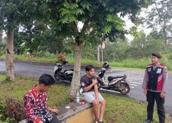 Polres Kepahiang Gelar Patroli Dialogis, Ajak Masyarakat Jaga Kamtibmas Jelang Pilkada 2024