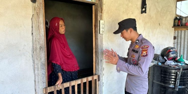 Jaga Kamtibmas di Wilkumnya, Polres Kaur Sambang Door to Door