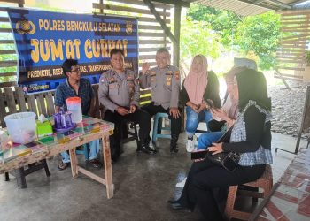 Polres Bengkulu Selatan Gelar Jumat Curhat, Dengar Aspirasi Masyarakat di Kelurahan Padang Sialang