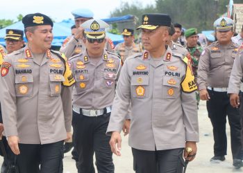 Kapolda Bengkulu Tinjau Langsung Pos Terpadu Pantai Panjang Dan Pimpin Aksi Bersih Pantai