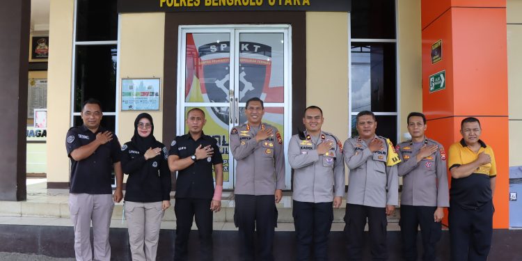 Maksimalkan Layanan 110, Kabid Humas Polda Bengkulu Asistensi Polres Bengkulu Utara dengan Harapan Meningkatnya Kualitas Pelayanan Publik