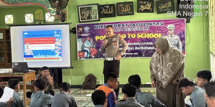 Ditlantas Polda Bengkulu Gelar Police Go To School di SMA Negeri 7 Kota Bengkulu