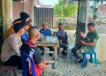 BHABINKAMTIBMAS POLSEK SEGINIM GELAR SAMBANG DAN HIMBAUAN KAMTIBMAS DI DESA DARAT SAWAH