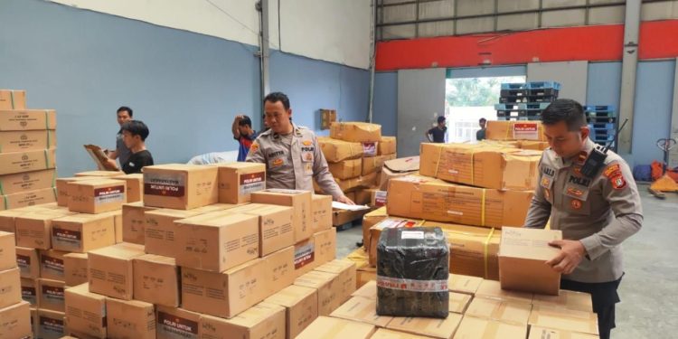 SLOG Polri Kirim Bantuan Kemanusiaan untuk Masyarakat Aceh, Proses Pengiriman Melalui Bandara Soekarno-Hatta Dimulai Hari Ini