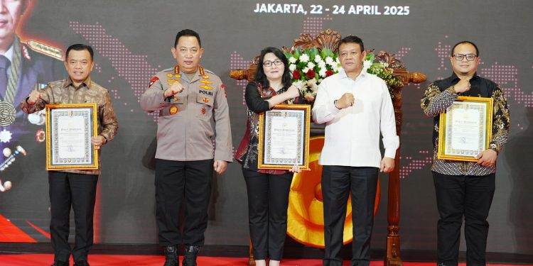 Buka Rakernis Densus 88, Kapolri Kunjungi Stan Usaha Eks Narapidana Teroris