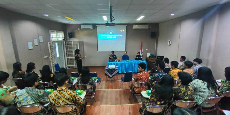 Bid Humas Polda Bengkulu Gelar Sosialisasi di SMA Sint Carolus: Angkat Isu Cyberbullying dan Etika Bermedia Sosial