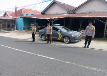 Personel Polsek Laksanakan Patroli Rutin Demi Menjaga Situasi Kondusif