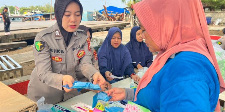 Biddokkes Polda Bengkulu Gelar Bakti Kesehatan Dalam Rangka HUT Polwan ke-78