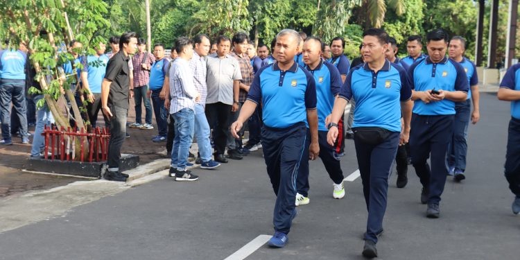 Kapolda Bengkulu Gelar Olahraga Pagi Bersama Personel Polda Bengkulu