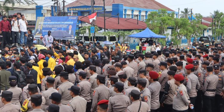 Jaga Kamtibmas, Polda Bengkulu Kawal Penyampaian Aspirasi Massa Aksi