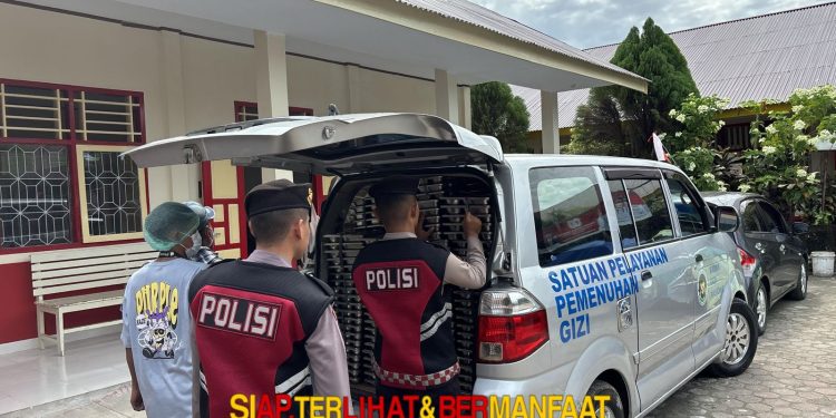Personel Subdit Gasum Ditsamapta Polda Bengkulu Laksanakan Patroli Dialogis dan Pengawalan Pendistribusian MBG ke Sekolah