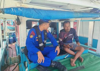 Ditpolairud Polda Bengkulu Laksanakan Patroli Perairan di Teluk Sepang, Himbau Nelayan dan Masyarakat