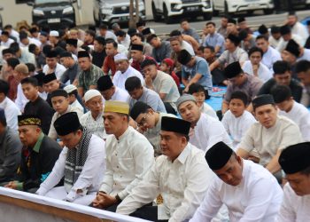 Sholat Iduladha di Mapolda Bengkulu Berlangsung Khidmat dan Penuh Kebersamaan