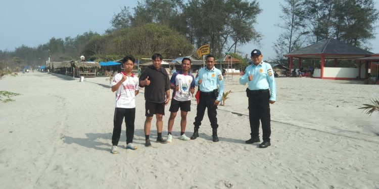 Ciptakan Kamtibmas Kondusif di Objek Wisata, Dit Pamobvit Polda Bengkulu Gelar Patroli Dialogis di Pantai Panjang dan BIM